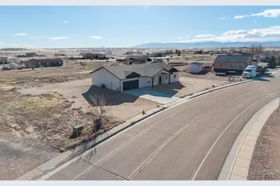 576 E Earl Dr, Pueblo West, CO 81007 - Photo 43