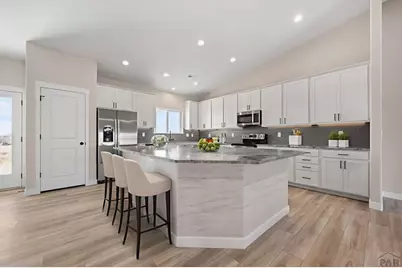 576 E Earl Dr, Pueblo West, CO 81007 - Photo 7