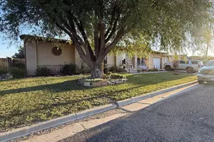 431 Kiva Ct, La Junta, CO 81050 - Photo 3