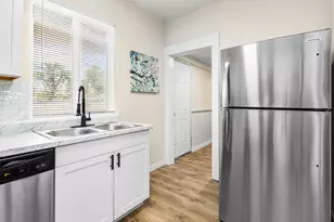 1315 E 10th St, Pueblo, CO 81001 - Photo 9