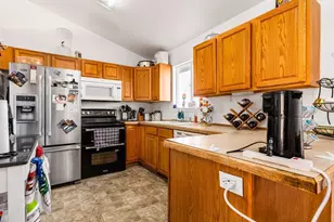 734 S Legend Ln, Pueblo West, CO 81007 - Photo 7