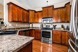 553 S Saunders Dr, Pueblo West, CO 81007 - Photo 7