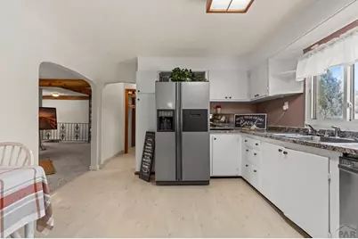 507 Orange St, Pueblo, CO 81005 - Photo 9