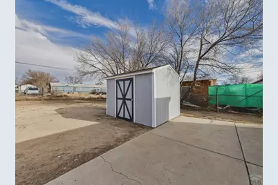 2031 W 11th St, Pueblo, CO 81003 - Photo 33