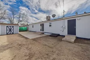 2031 W 11th St, Pueblo, CO 81003 - Photo 35