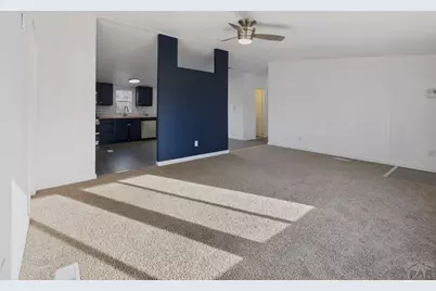 2031 W 11th St, Pueblo, CO 81003 - Photo 5