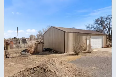 1040 28th Lane, Pueblo, CO 81006 - Photo 3