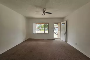 634 Acero Ave, Pueblo, CO 81004 - Photo 5