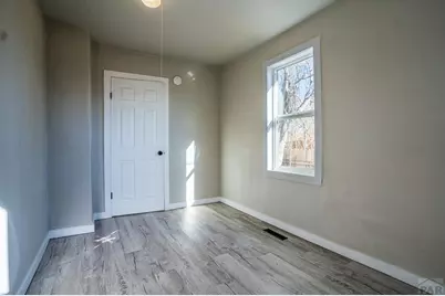 1910 E 12th St, Pueblo, CO 81001 - Photo 7