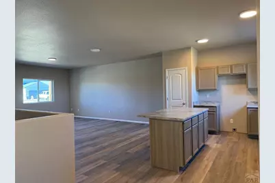 6104 Harper Ln, Pueblo, CO 81008 - Photo 5