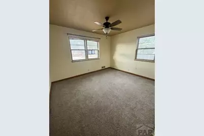 2142 E Orman Ave, Pueblo, CO 81004 - Photo 9