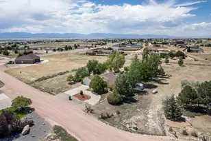1071 S Mcculloch Way, Pueblo West, CO 81007 - Photo 3