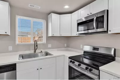 1501 E 11th St, Pueblo, CO 81001 - Photo 7