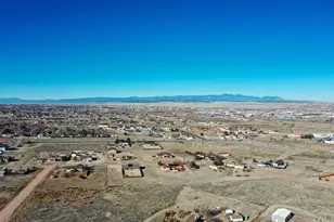 869 E Parkrose Dr, Pueblo West, CO 81007 - Photo 57