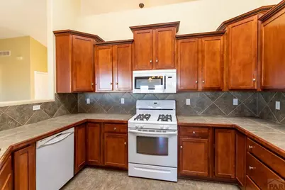 869 E Parkrose Dr, Pueblo West, CO 81007 - Photo 9