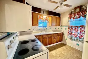 1131 Longwood Ave, Pueblo, CO 81004 - Photo 9