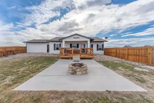 995 N Matt Dr, Pueblo, CO 81007 - Photo 25