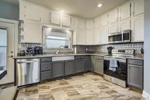 995 N Matt Dr, Pueblo, CO 81007 - Photo 7