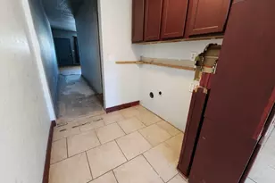 1019 E Abriendo Ave, Pueblo, CO 81004 - Photo 7