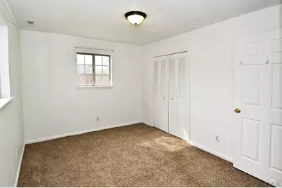 2204 W 22nd St, Pueblo, CO 81003 - Photo 9