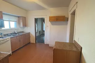 529 W Topeka Ave, Trinidad, CO 81082 - Photo 7