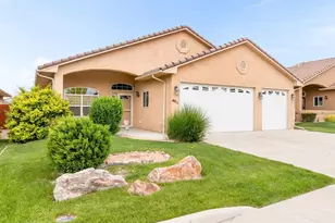 4911 Applecrest Dr, Pueblo, CO 81005 - Photo 1