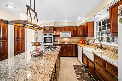 12 Harrogate Terrace, Pueblo, CO 81001 - Photo 5