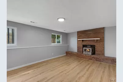 4012 Crestview Dr, Pueblo, CO 81008 - Photo 9