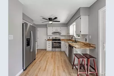 4012 Crestview Dr, Pueblo, CO 81008 - Photo 7