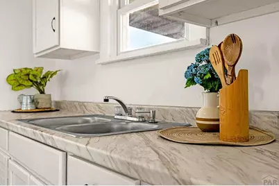 1631 E 14th St, Pueblo, CO 81001 - Photo 13