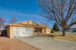 521 Shadow Pl, Florence, CO 81226 - Photo 3