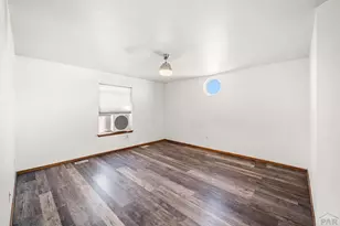 441 S Oak Creek Dr, Pueblo, CO 81007 - Photo 9