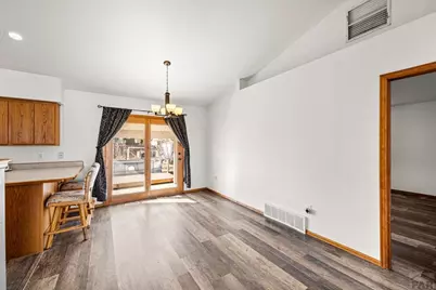 441 S Oak Creek Dr, Pueblo, CO 81007 - Photo 7