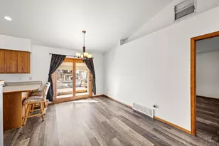 441 S Oak Creek Dr, Pueblo, CO 81007 - Photo 7