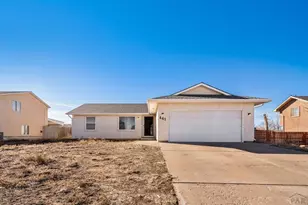 441 S Oak Creek Dr, Pueblo, CO 81007 - Photo 1