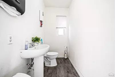 1021 W 11th St, Pueblo, CO 81003 - Photo 13