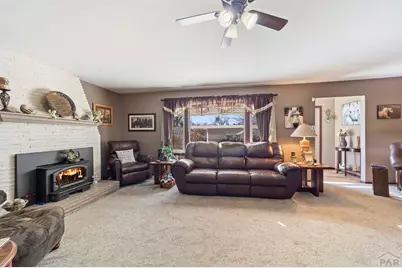 1614 Horseshoe Dr, Pueblo, CO 81001 - Photo 27