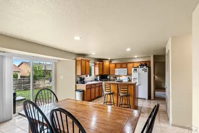 2403 Meadowlark Ln, Pueblo, CO 81008 - Photo 11