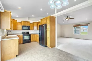 419 E Chadwick Dr, Pueblo West, CO 81007 - Photo 5