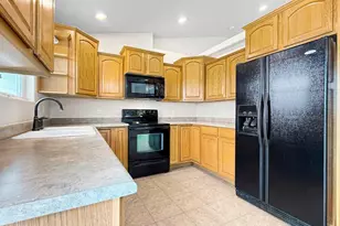 419 E Chadwick Dr, Pueblo West, CO 81007 - Photo 9