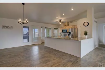 683 E Paradise Dr, Pueblo West, CO 81007 - Photo 9