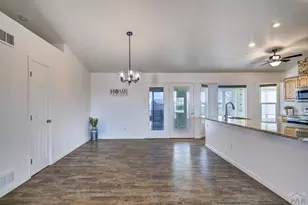 683 E Paradise Dr, Pueblo West, CO 81007 - Photo 7