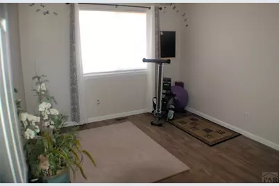 431 N Desert Cove Dr, Pueblo West, CO 81007 - Photo 23