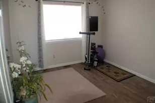 431 N Desert Cove Dr, Pueblo West, CO 81007 - Photo 23