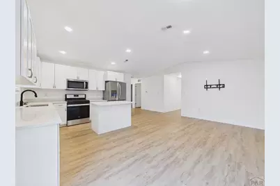 1424 Rivers Run Ave, Pueblo, CO 81001 - Photo 9