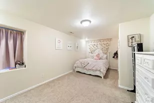 190 S Circle Dr, Pueblo West, CO 81007 - Photo 23
