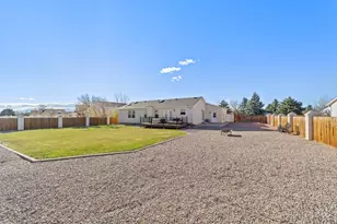 190 S Circle Dr, Pueblo West, CO 81007 - Photo 31