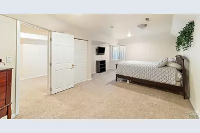 190 S Circle Dr, Pueblo West, CO 81007 - Photo 21