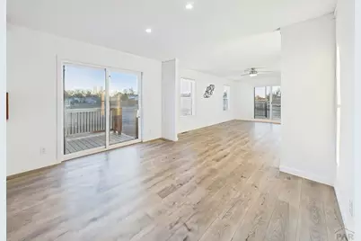 77 E Dante Ln, Pueblo, CO 81007 - Photo 11