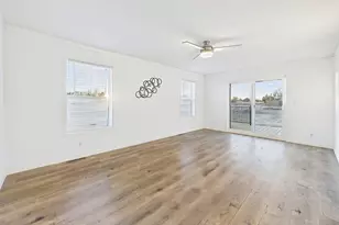 77 E Dante Ln, Pueblo, CO 81007 - Photo 7